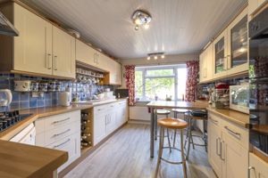 Photo 24- click for photo gallery